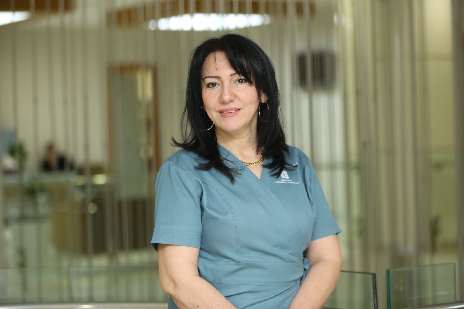 Dermatoloqdan yeniyetmələrə xəbərdarlıq: Sızanaqlara qarşı nə etmək lazımdır?
