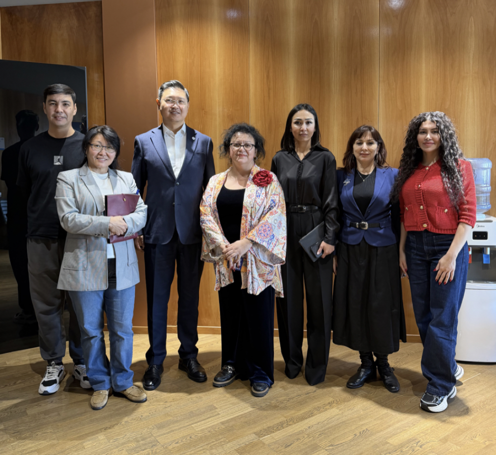 ADNSU Astana IT-də görüşüb Keçirib