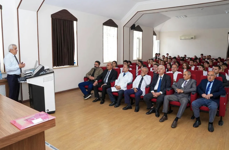 NDU-da heyvan ekologiyası seminarı keçirilib