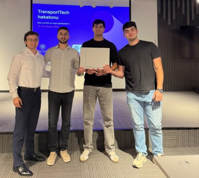 UNEC tələbələri “TransportTech” hakatonunda I yeri qazanıblar