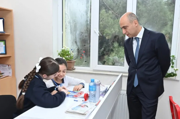     Ümumi təhsil müddəti 10 ilə endirilsin təklifi səsləndirilir