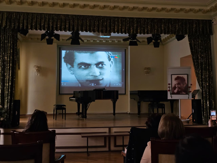  Ramiz Mustafayevin 100 illik yubileyi qeyd olunub