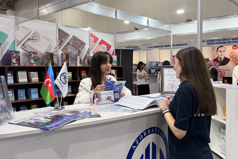Azərbaycan Universiteti 12-ci Bakı Beynəlxalq Kitab Sərgisində təmsil olunur