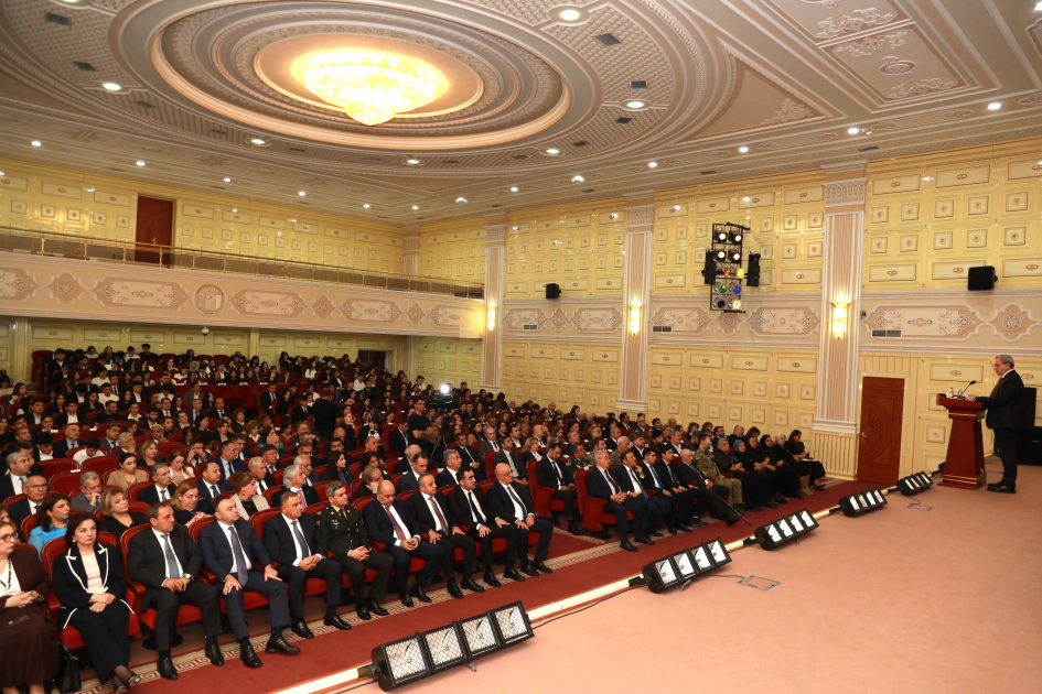 YAP-ın VIII Qurultayından irəli gələn vəzifələr diqqətə çatdırılıb