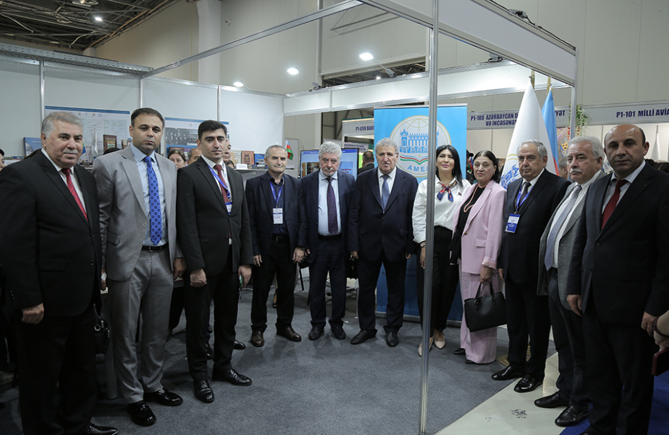 Əlyazmalar İnstitutunun nəşrləri Bakı Beynəlxalq Kitab Sərgisində nümayiş olunur