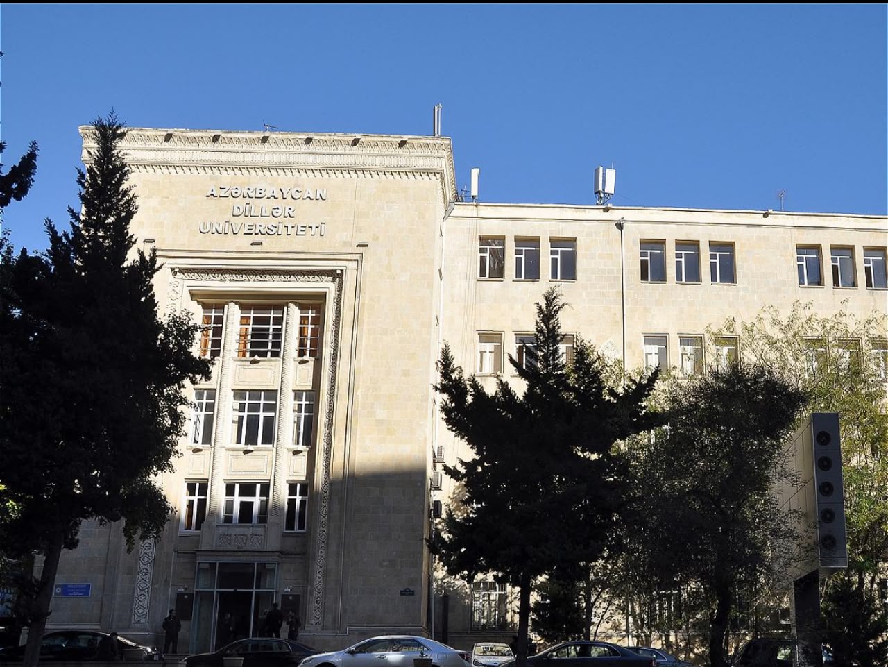 ADU ilə İspaniya arasında təhsil və mədəniyyət sahəsində əməkdaşlıq genişlənir