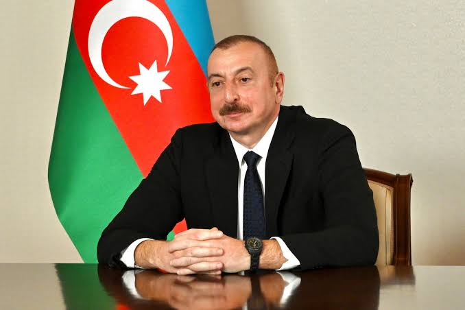 İlham Əliyev Aleksander Van der Bellene təbrik mesajı göndərib