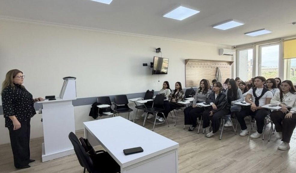 UNEC-də süni intellektin iqtisadiyyata təsiri müzakirə olunub