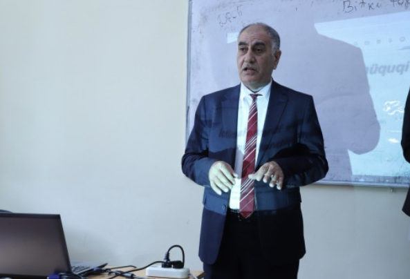 LDU-da Maarifləndirici Görüş Keçirildi