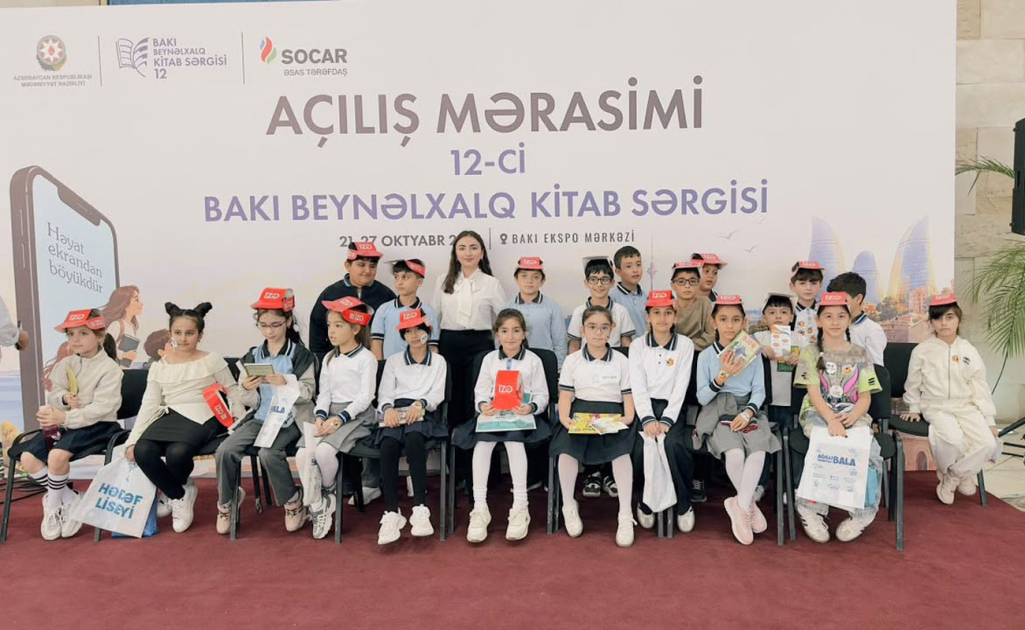 Paytaxt məktəbliləri XII Bakı Beynəlxalq Kitab Sərgisində iştirak ediblər