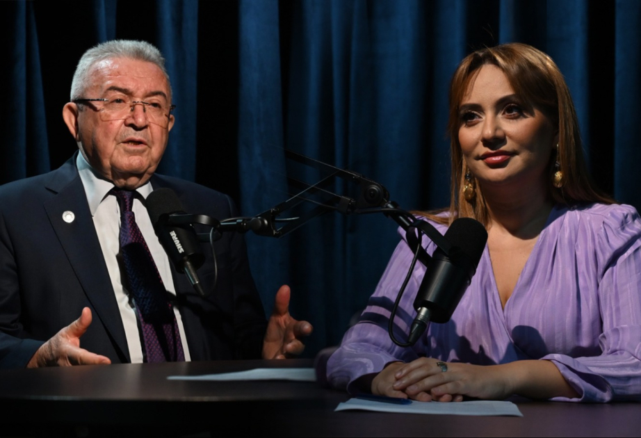 “Hər şeyi müəllimdən gözləməyin”—Misir Mərdanov