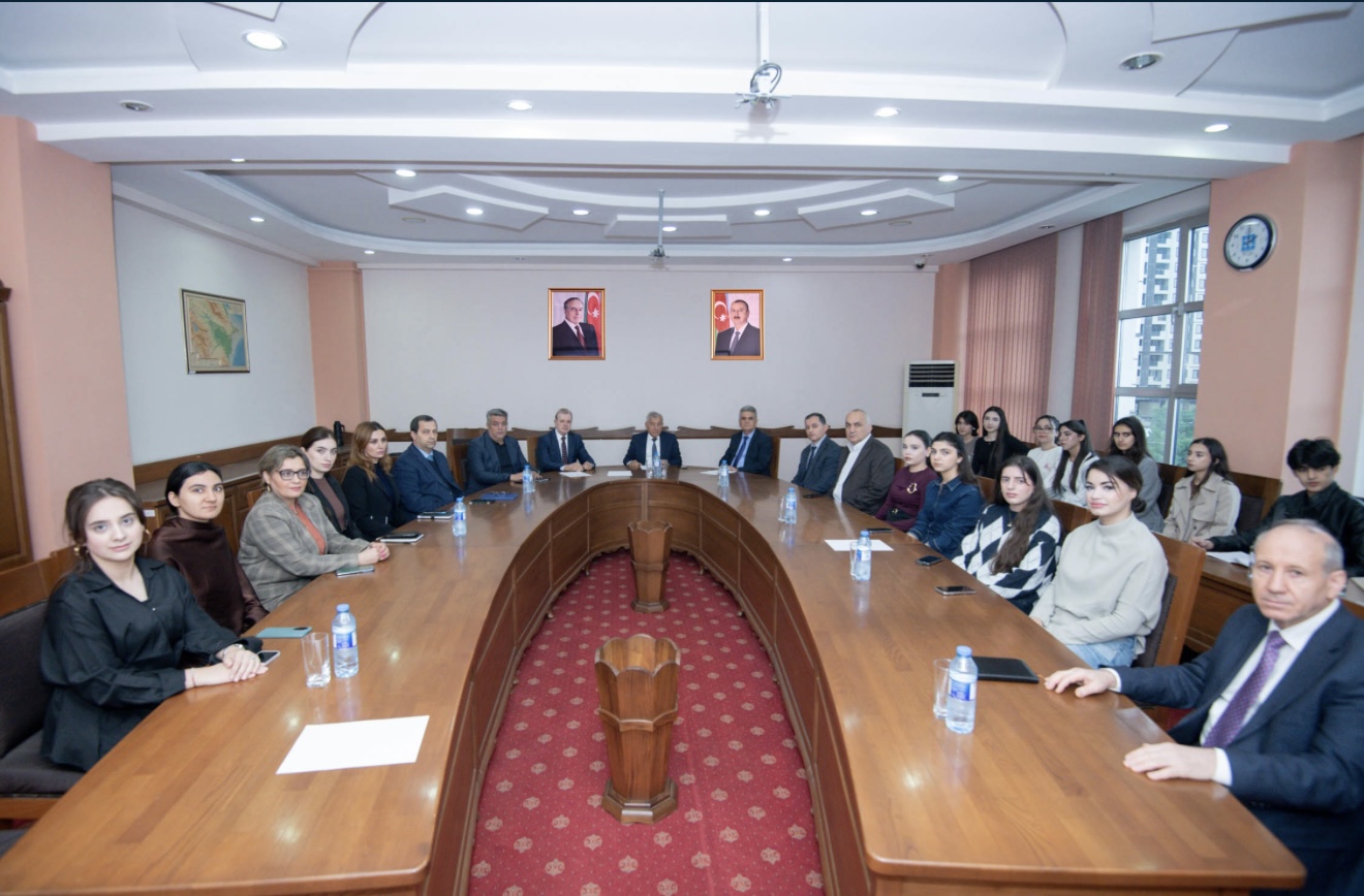 BMU-da fizika üzrə Nobel mükafatına həsr olunan elmi seminar