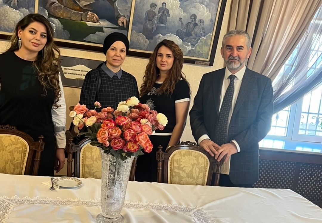 Mehmet Akif Ərsoy vəqfinin başqanı Ruyan Soydan Hüseyn Cavidin Ev Muzeyinin qonağı olub - FOTO